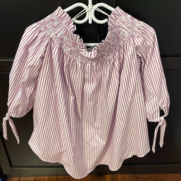 NWOT CAROLINE CONSTAS OFF SHOULDER TOP STRIPED WHITE & PURPLE. Size SMALL - Picture 2 of 8